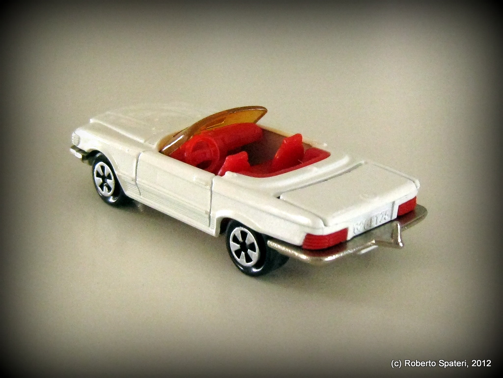 Majorette Mercedes 350 SL (n.213)
